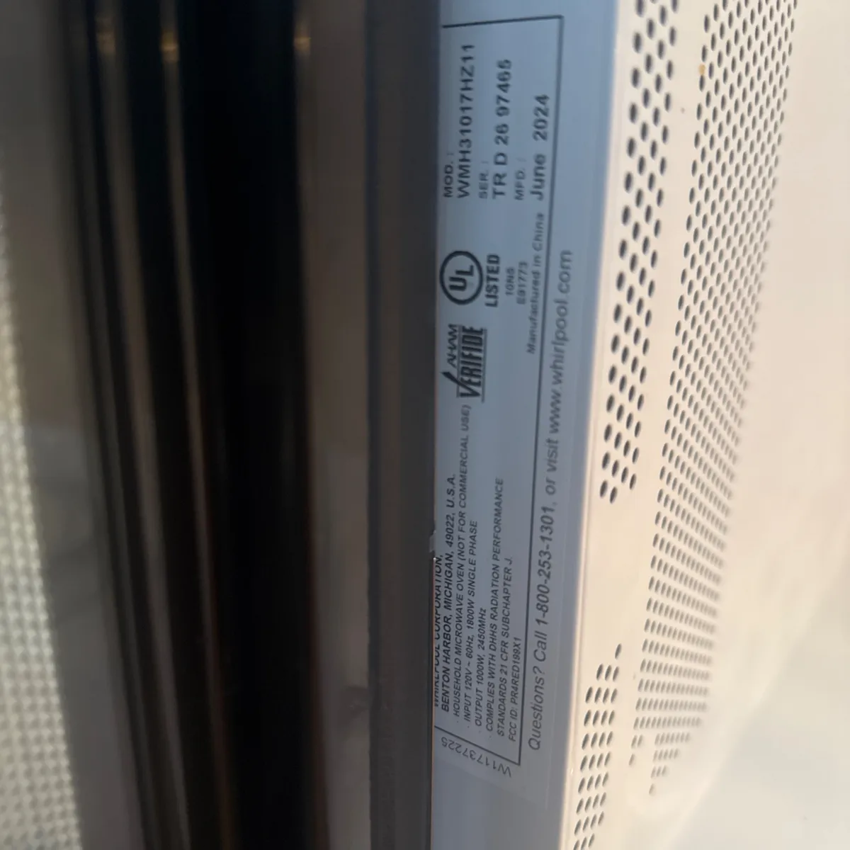 Whirlpool WMH31017HZ11 Over-the-Range Microwave 2